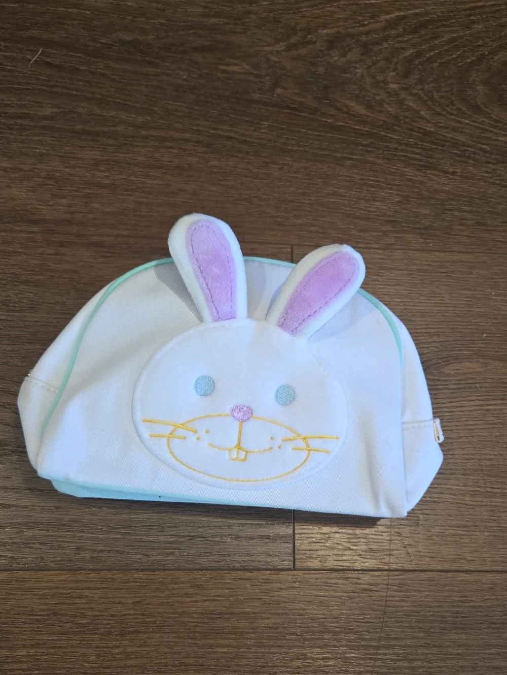 BVLGARI PARFUMS RABBIT MAKE UP POUCH... #8063